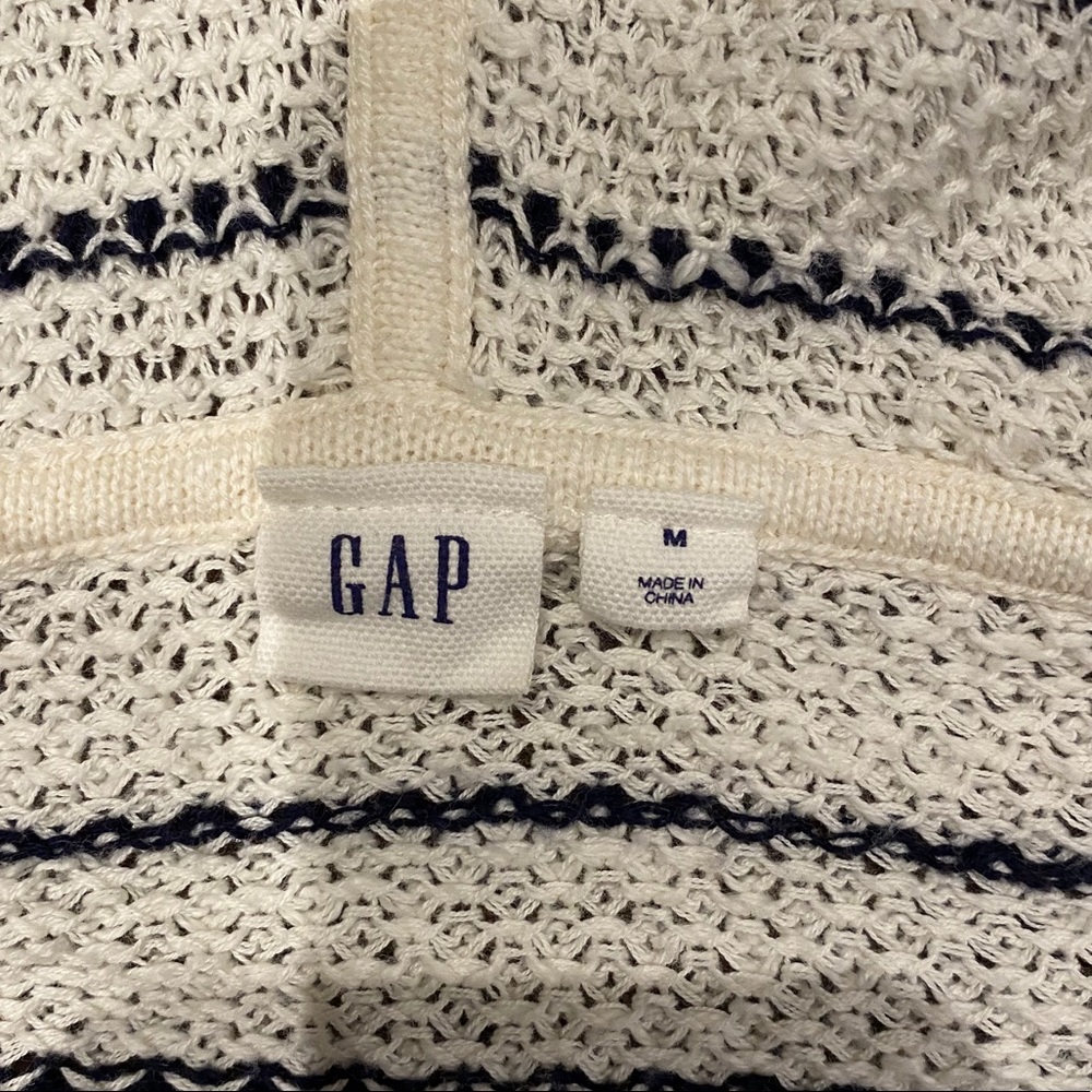 GAP Knit Hoodie - Picture 13 of 16